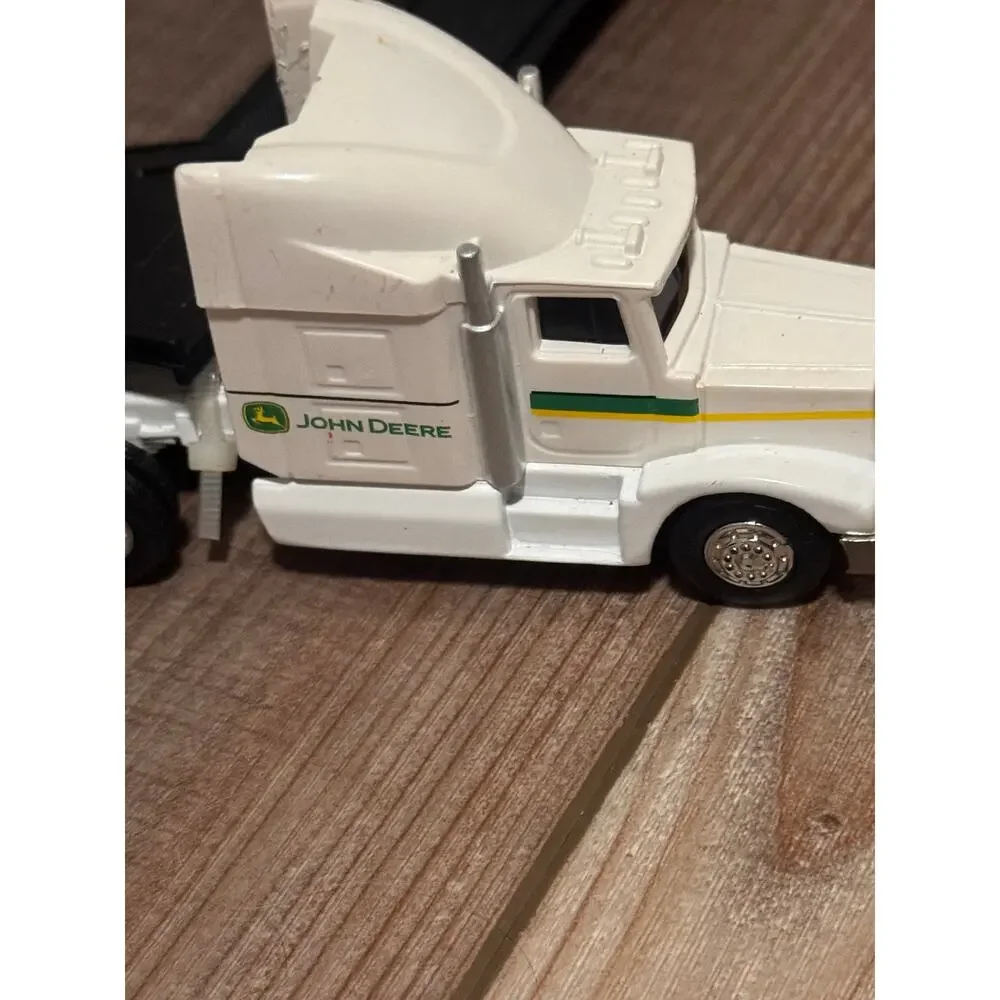 John Deere Diecast Semi Truck & Lowboy Trailer Toy White Tractor Hauler